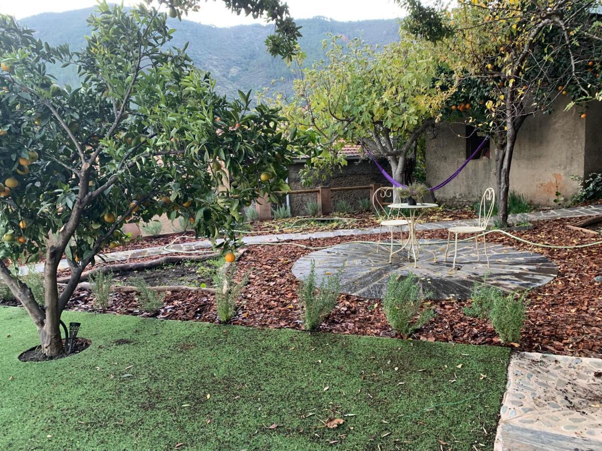 Caserio De Ovejuela Bagian luar foto