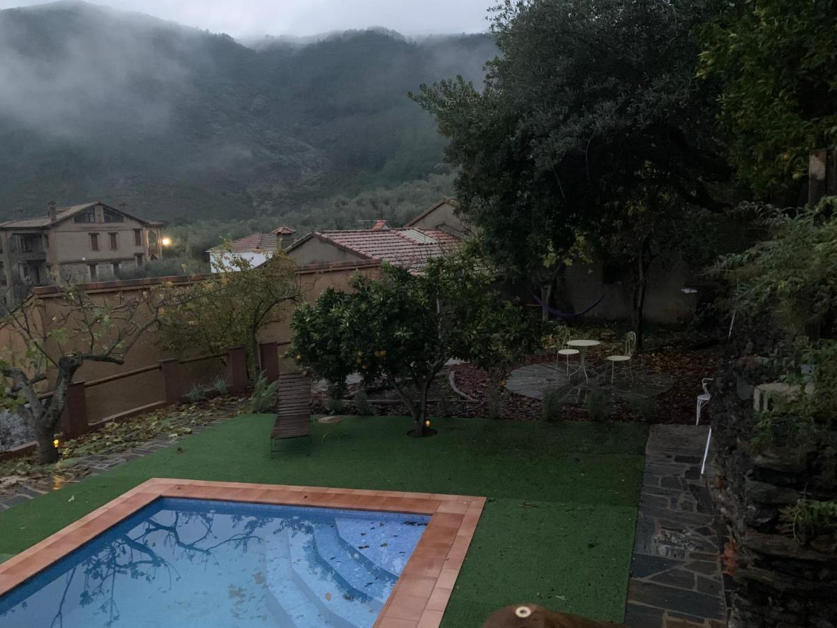 Caserio De Ovejuela Bagian luar foto